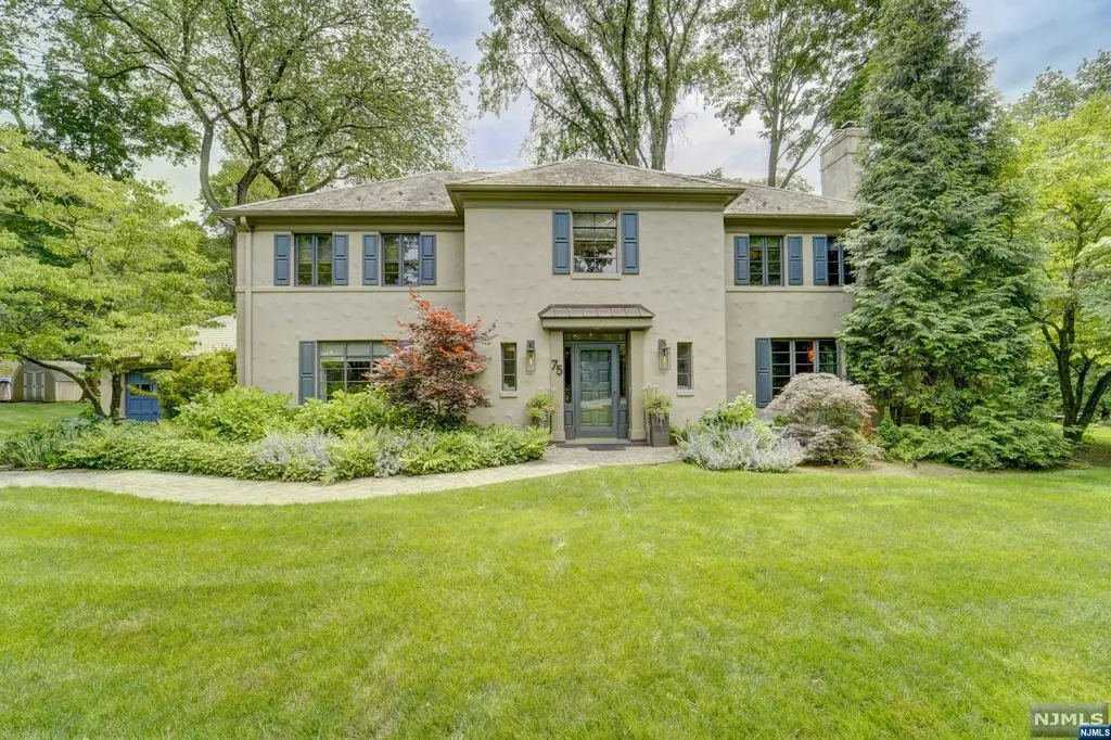 75 Clinton Avenue Ridgewood NJ 07450