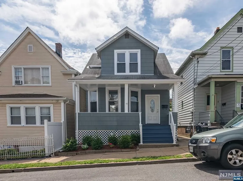 19 Sherman Place Clifton NJ 07011