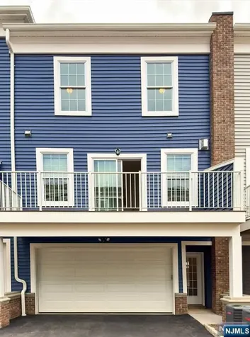 57 Parkside Lane Teaneck NJ 07666