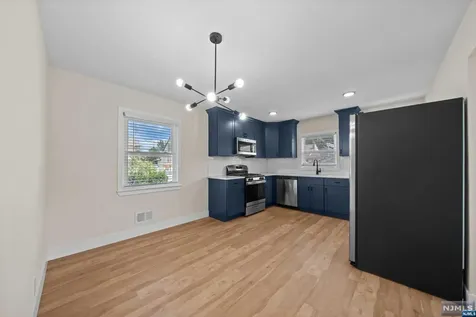 21-05 Dalton Place Fair Lawn NJ 07410