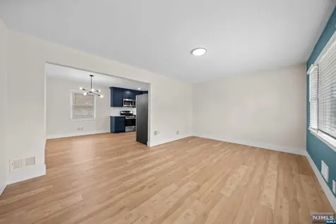 21-05 Dalton Place Fair Lawn NJ 07410