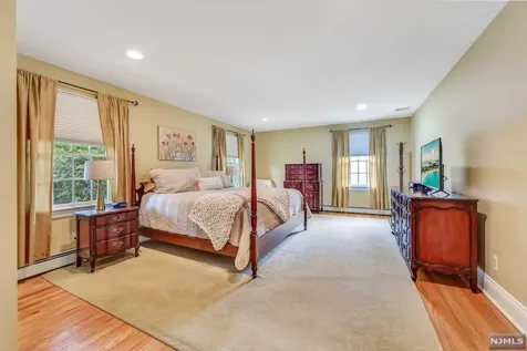 116 Greenway Road Glen Rock NJ 07452