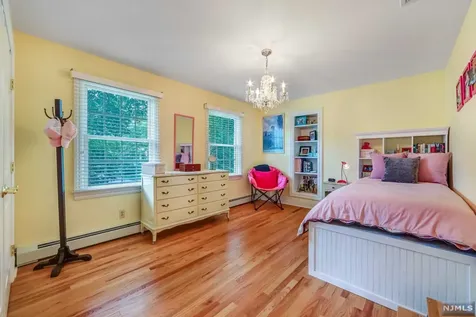 116 Greenway Road Glen Rock NJ 07452
