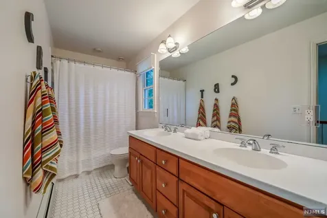 116 Greenway Road Glen Rock NJ 07452