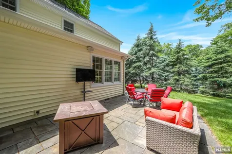 116 Greenway Road Glen Rock NJ 07452