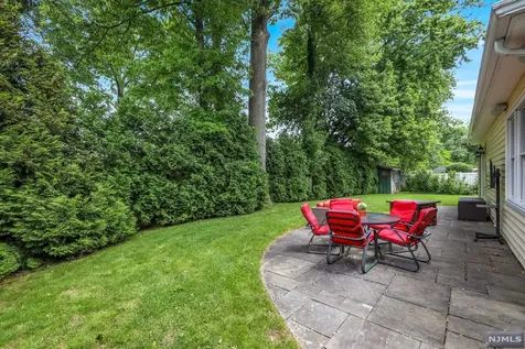 116 Greenway Road Glen Rock NJ 07452