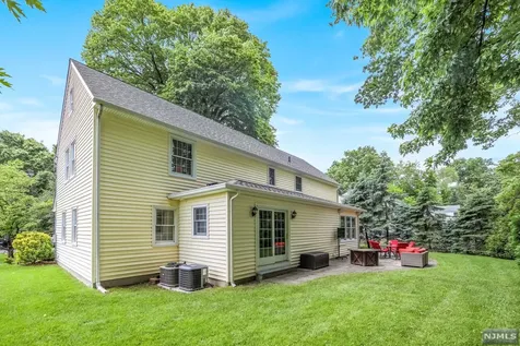 116 Greenway Road Glen Rock NJ 07452