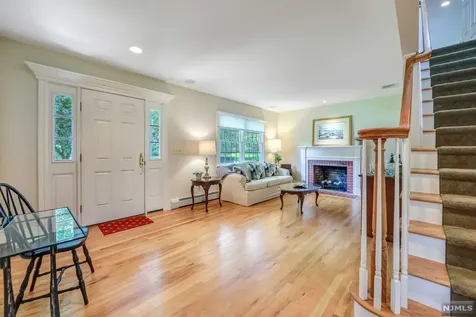 116 Greenway Road Glen Rock NJ 07452