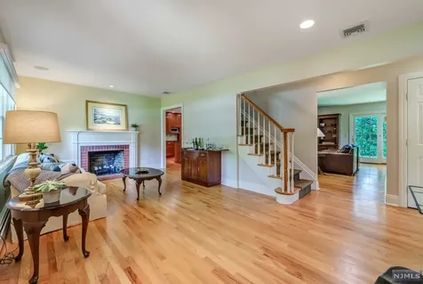 116 Greenway Road Glen Rock NJ 07452
