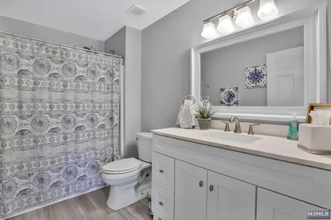 5004 Tudor Drive Pequannock Township NJ 07444