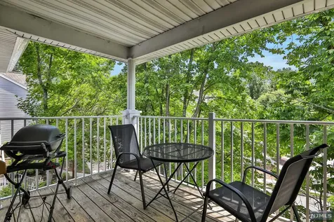 5004 Tudor Drive Pequannock Township NJ 07444