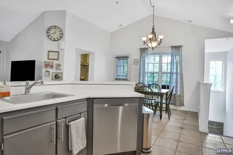 5004 Tudor Drive Pequannock Township NJ 07444