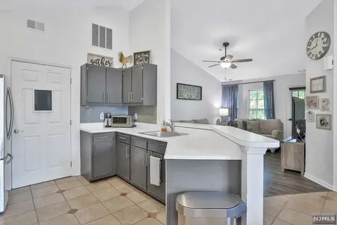 5004 Tudor Drive Pequannock Township NJ 07444