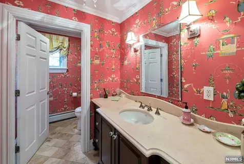 54 Jacquelin Avenue Ho-ho-kus NJ 07423