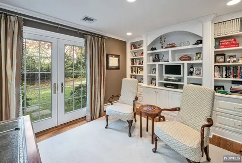 54 Jacquelin Avenue Ho-ho-kus NJ 07423
