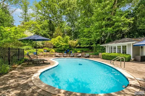 54 Jacquelin Avenue Ho-ho-kus NJ 07423
