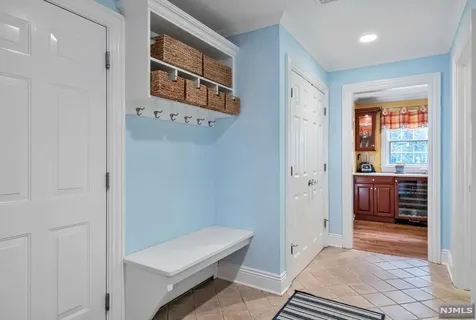 54 Jacquelin Avenue Ho-ho-kus NJ 07423