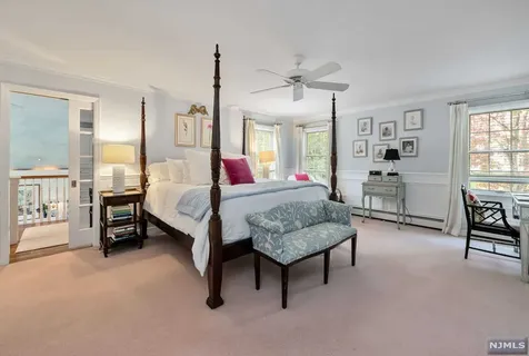 54 Jacquelin Avenue Ho-ho-kus NJ 07423