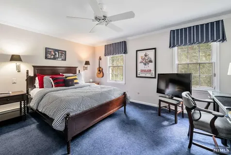 54 Jacquelin Avenue Ho-ho-kus NJ 07423