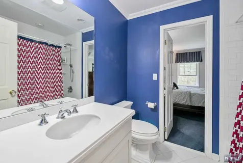 54 Jacquelin Avenue Ho-ho-kus NJ 07423