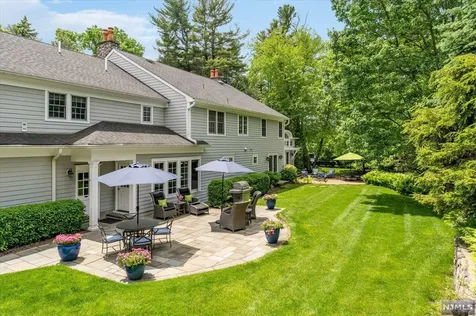 54 Jacquelin Avenue Ho-ho-kus NJ 07423