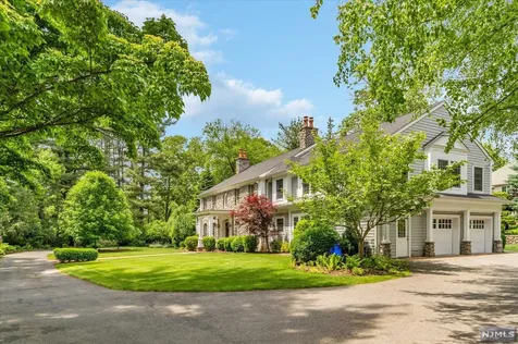 54 Jacquelin Avenue Ho-ho-kus NJ 07423
