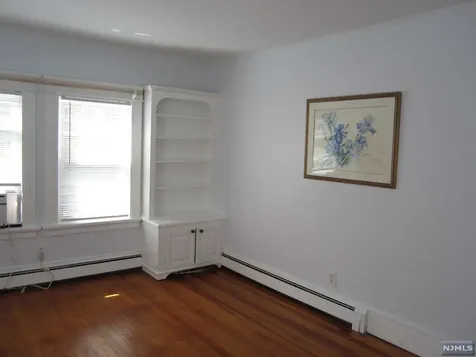 327 Franklin Avenue Ridgewood NJ 07450
