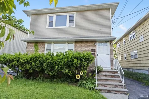 12 Strong Street Wallington NJ 07057