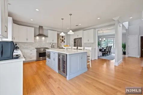 346 Harrison Street Paramus NJ 07652