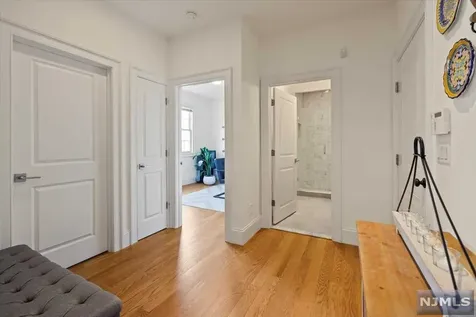 346 Harrison Street Paramus NJ 07652