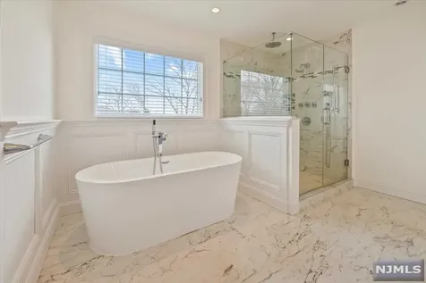 346 Harrison Street Paramus NJ 07652