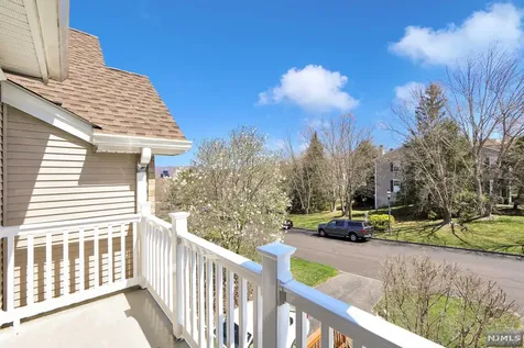360 Green Mountain Road Mahwah NJ 07430