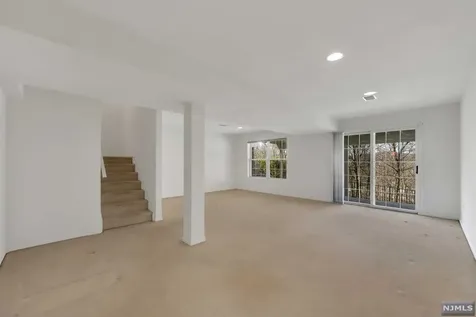 360 Green Mountain Road Mahwah NJ 07430