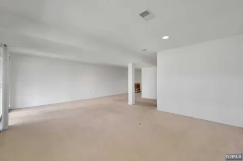 360 Green Mountain Road Mahwah NJ 07430