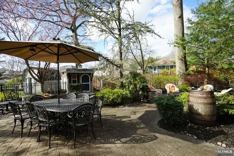 27 Moore Avenue Waldwick NJ 07463
