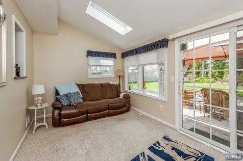 111 Crain Road Paramus NJ 07652