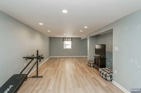 111 Crain Road Paramus NJ 07652