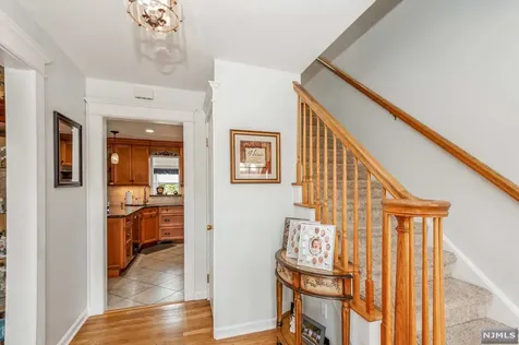 111 Crain Road Paramus NJ 07652
