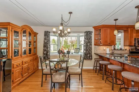 111 Crain Road Paramus NJ 07652