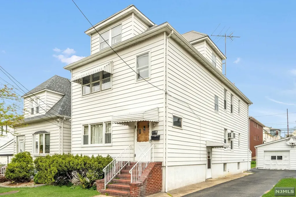 30 Scudder Street Garfield NJ 07026