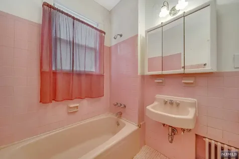 30 Scudder Street Garfield NJ 07026