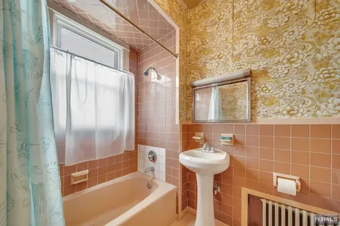 30 Scudder Street Garfield NJ 07026