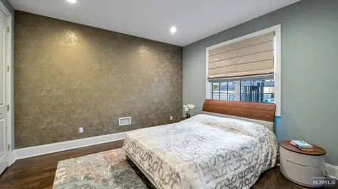790 Kearney Place Paramus NJ 07652