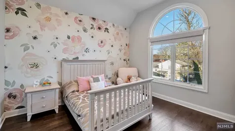 790 Kearney Place Paramus NJ 07652