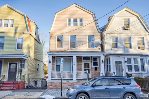 40 Newton Place Irvington NJ 07111