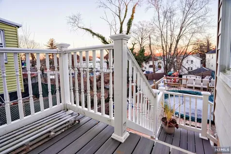40 Newton Place Irvington NJ 07111
