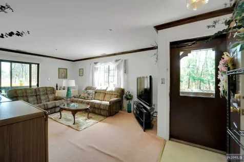 3004 Stowe Lane Mahwah NJ 07430