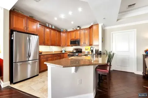 6202 Harcourt Road Clifton NJ 07013