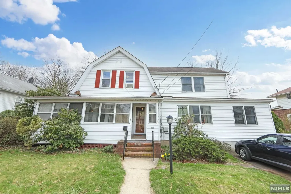 566 Terhune Street Teaneck NJ 07666