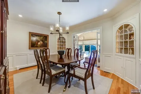 88 Sherwood Road Ridgewood NJ 07450